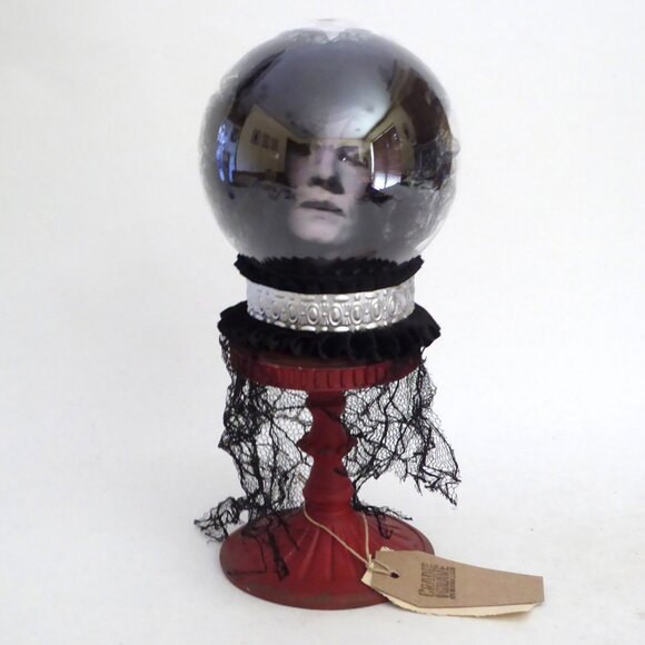 NEW DISNEY HAUNTED MANSION MADAME LEOTA CRYSTAL BALL PROP ODDITY - Picture 1 of 15